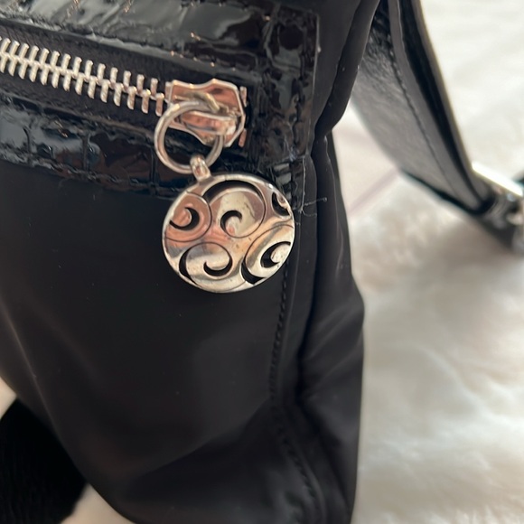 Brighton GoGo Crossbody Blk/Blk Croco - Picture 5 of 15